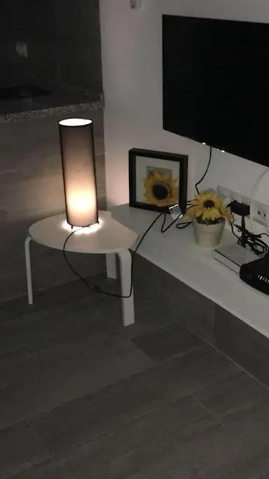 Apartamento B, A 3 Minutos De La Estacion Central De Bus Y Tren Málaga